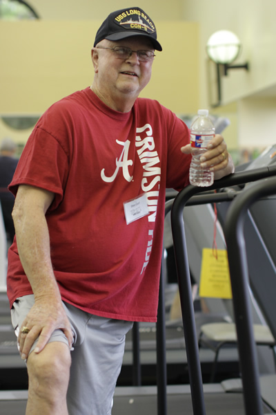 Donald Curl is seeing results from vascular rehab exercise on a variety of equipment, including treadmills and stationary bikes.